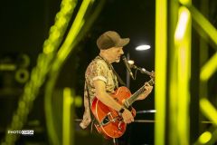 19-Samuel_Music_in_village_2022